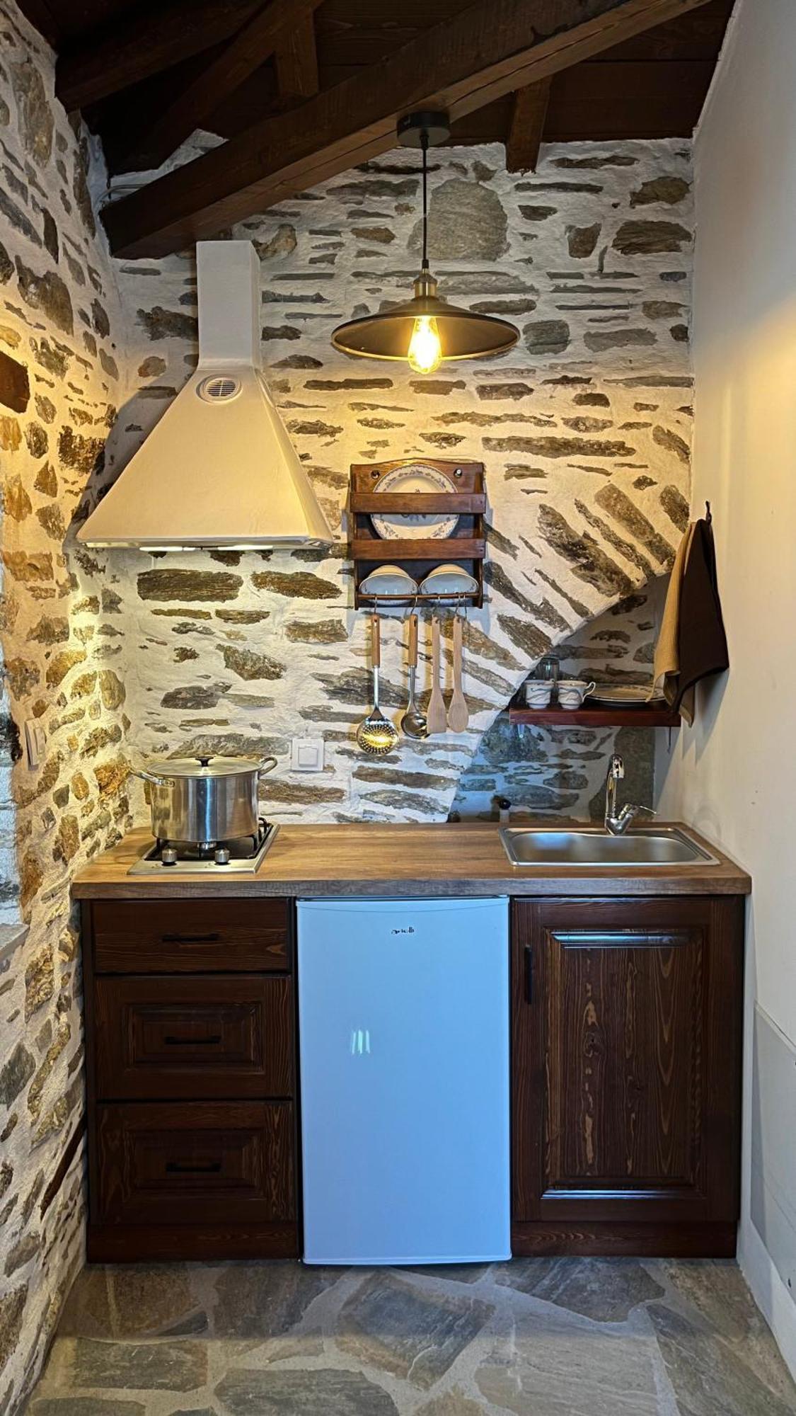 San Lorenzo Cottage - Παραδοσιακά Πέτρινα Δωμάτια Agios Lavrentios Exterior foto