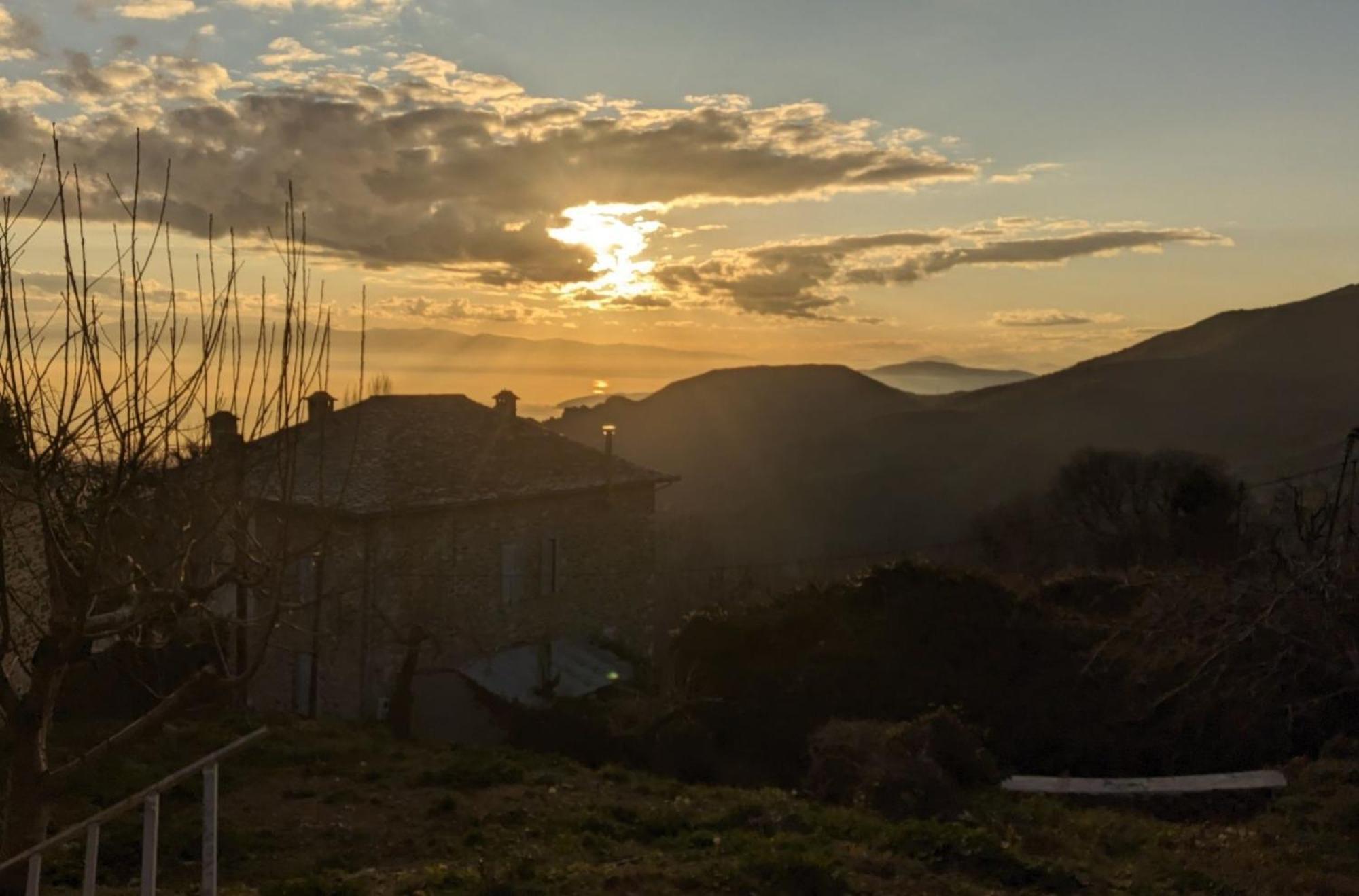 San Lorenzo Cottage - Παραδοσιακά Πέτρινα Δωμάτια Agios Lavrentios Exterior foto